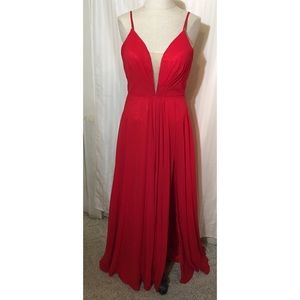 Faviana Low V-Neck Corset Back Dress
Style:7747